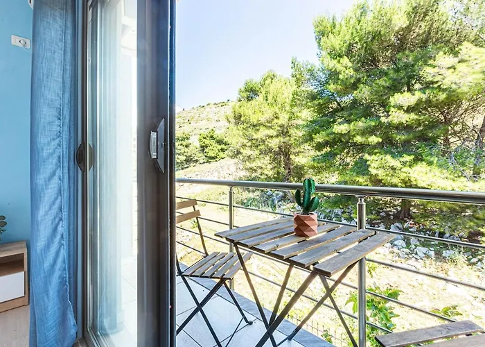 Appartement Charm 5 1br Ap W Kitchen & Parking